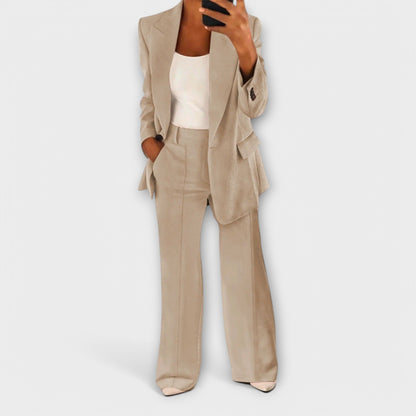 Christina – Women's Suit Set